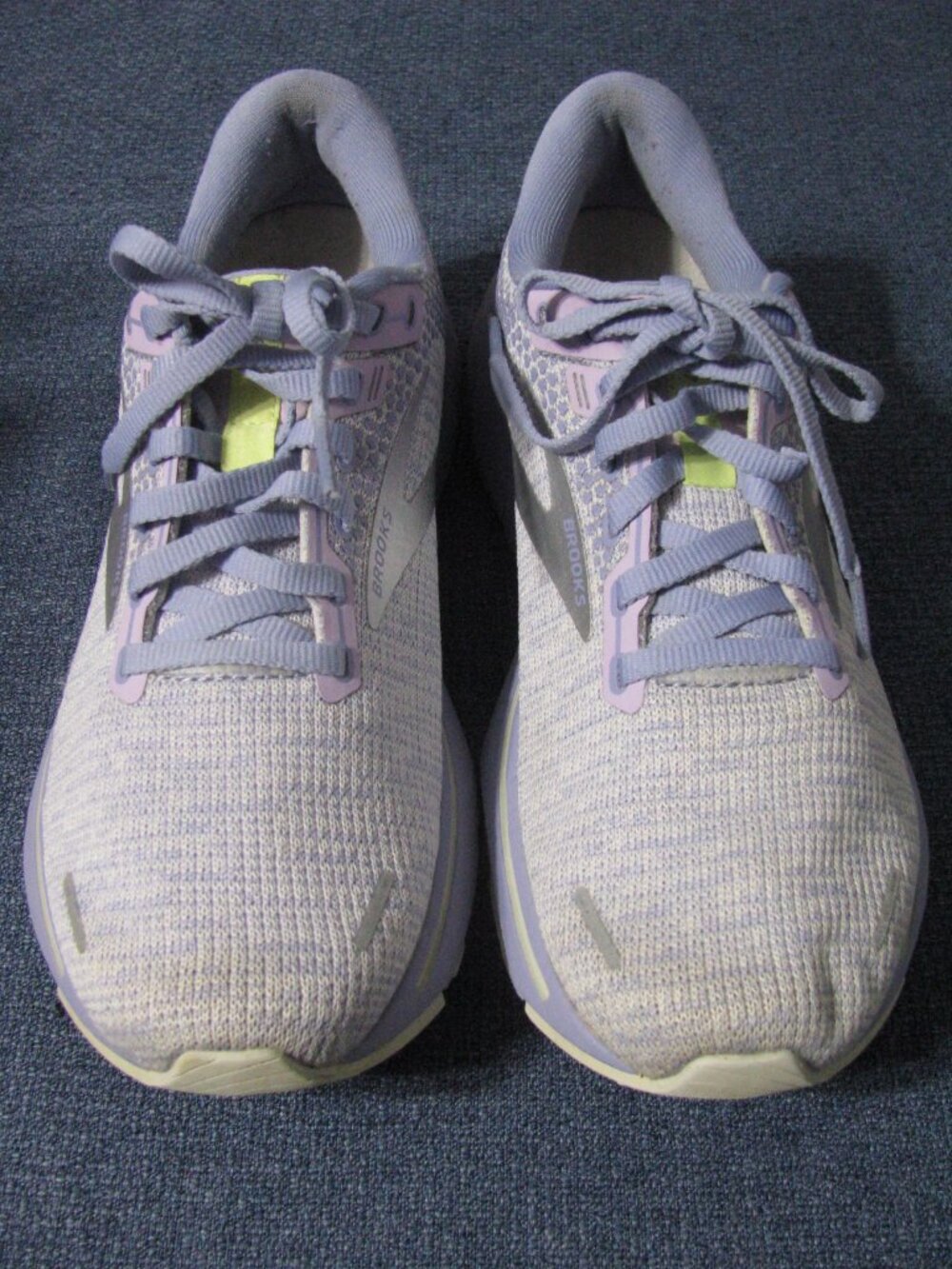 Brooks Ghost 14 Running Shoes – Women’s 8.5 – Gray/Lavender – Great Condition
